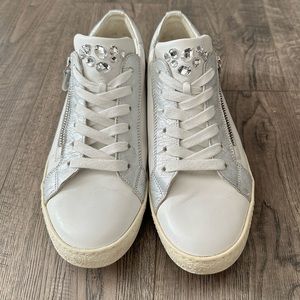 Paul Green lace up side zip rhinestone sneaker Sz 9